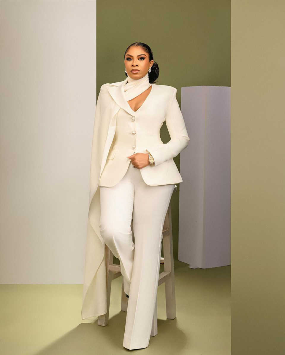 Designer Women Pants Suits Cus - Women Formal Wear Designers recensione e prezzo