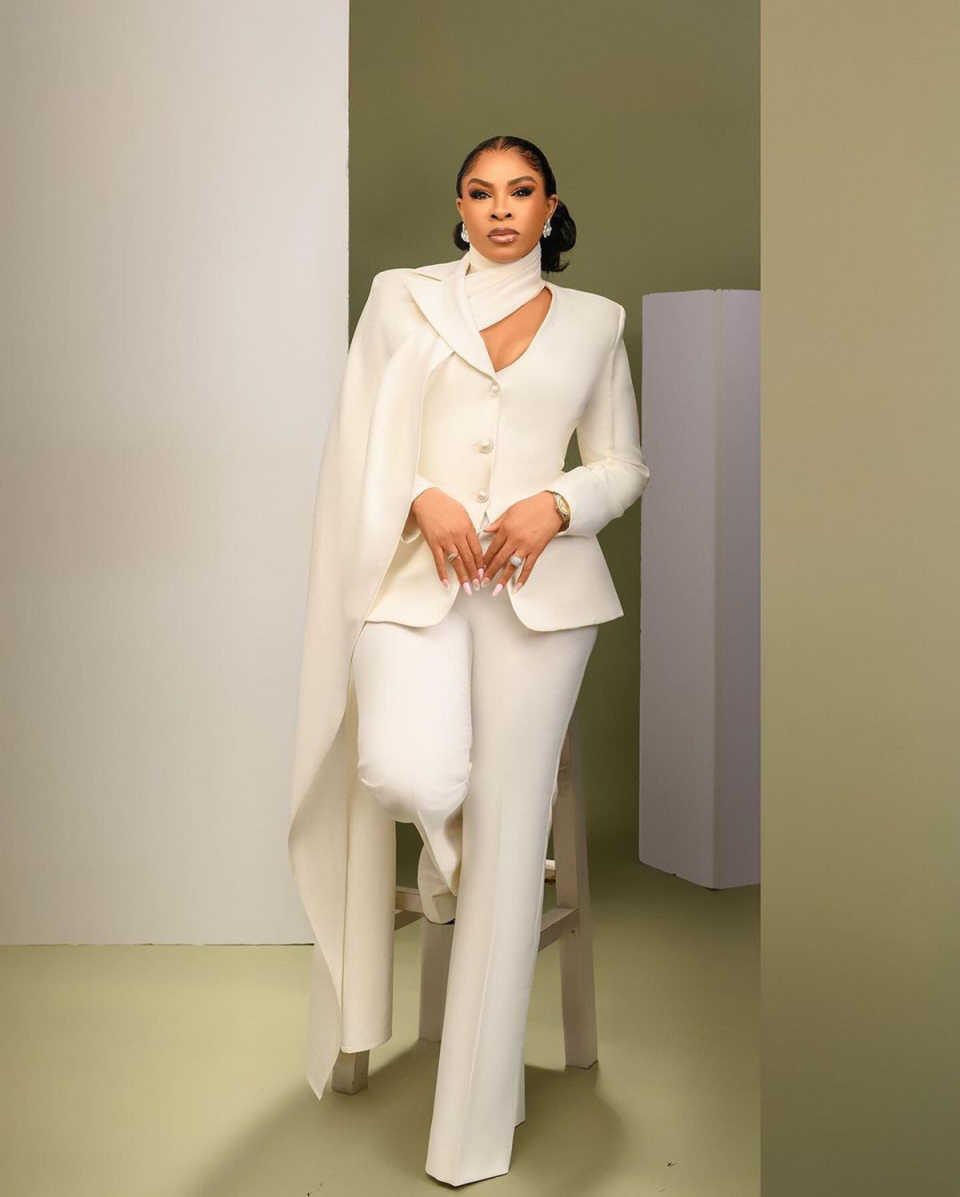 Designer Women Pants Suits Cus - Women Formal Wear Designers recensione e prezzo